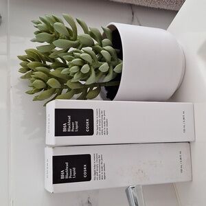 COSRX Niacinamide 2% + BHA 4% Blackhead Exfoliant Toner bundle.
